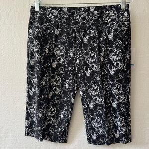 Women's Insight Shorts Size 12 Black White Floral Print